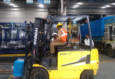 hyundai Forklift Trucks, Hyundai Forklifts and Warehousing Equipment